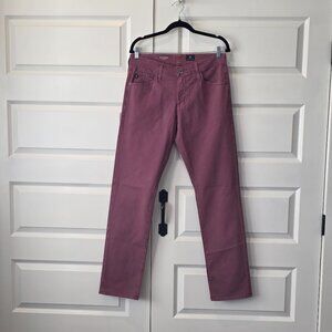 NWOT:  Ag Adriano Goldschmied The Graduate Tailored Leg Jeans Size 32